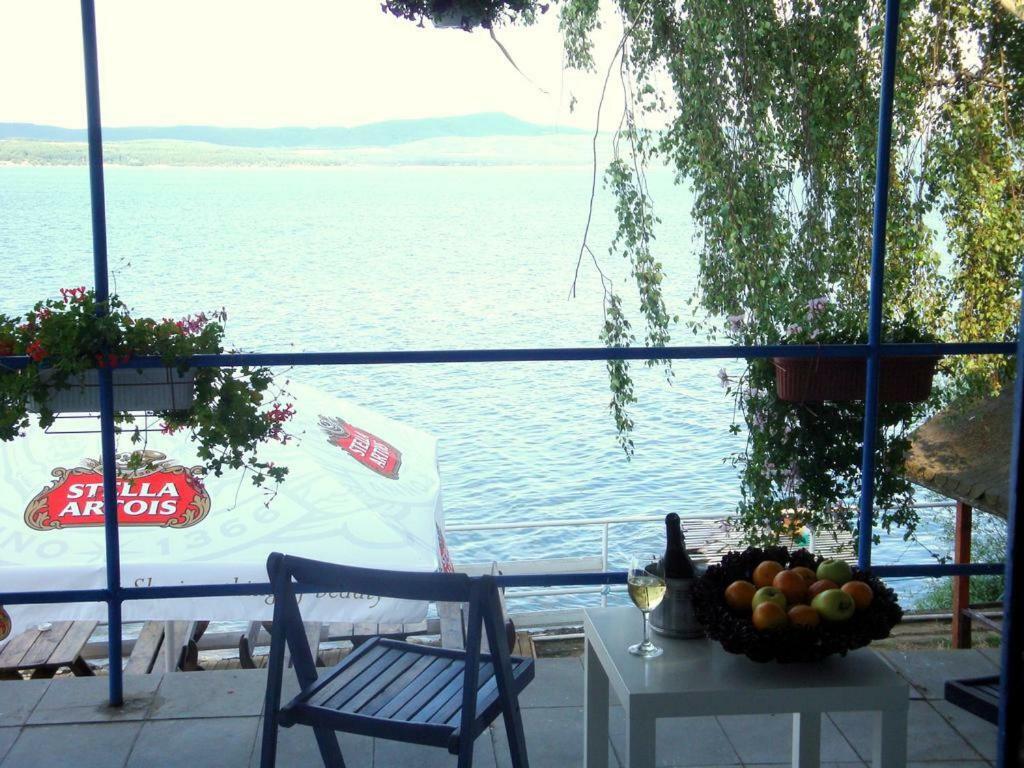 Комплекс Белите Къщи Shtarkelovo Gnezdo 外观 照片